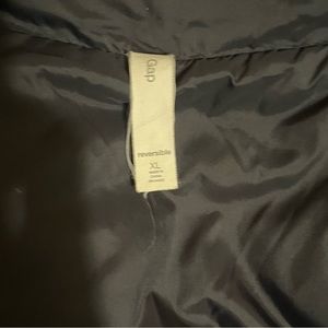Men GAP reversible vest puffer coat